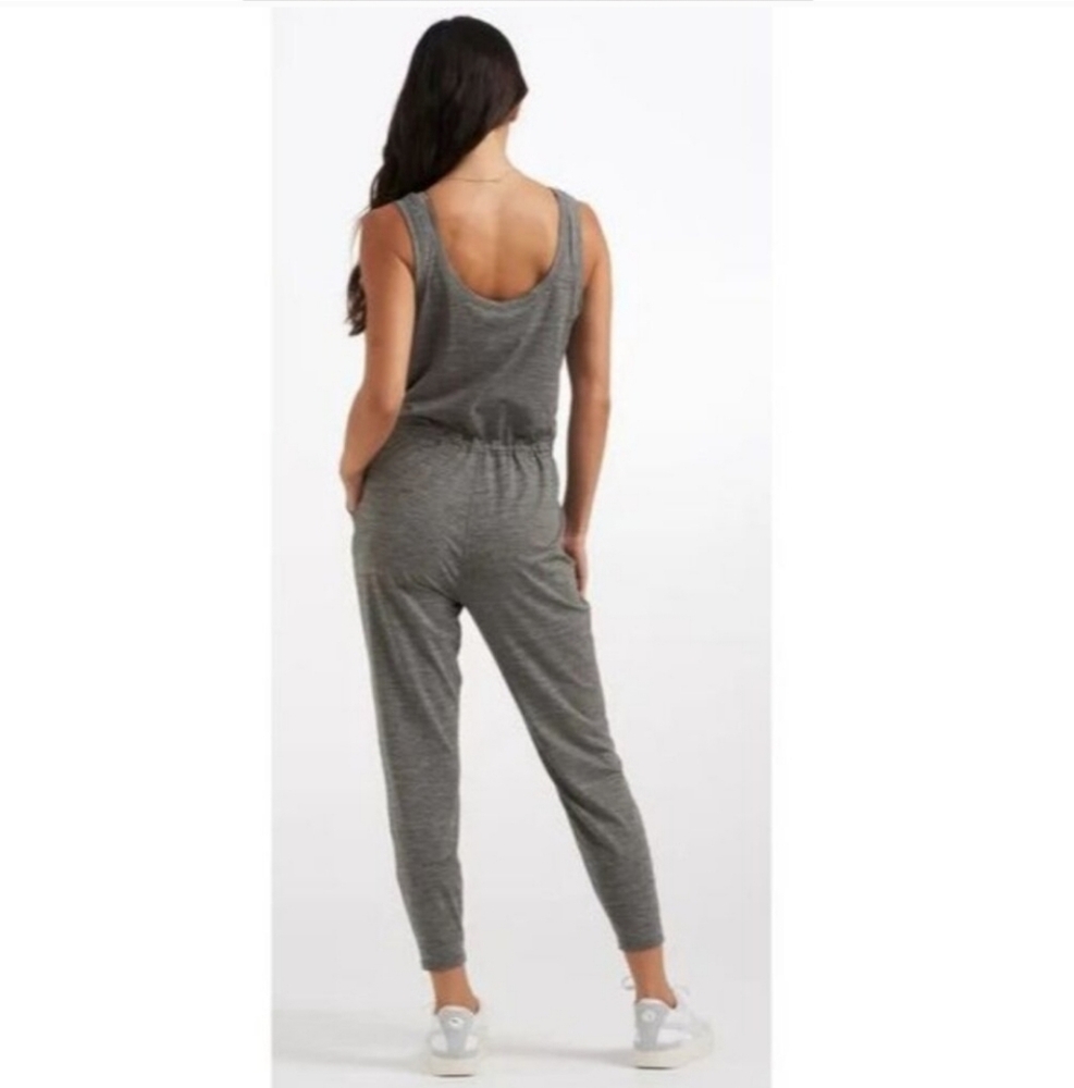 NWT Women's Large Vuori "Lux At Ease Jumpsuit" in Heather Grey